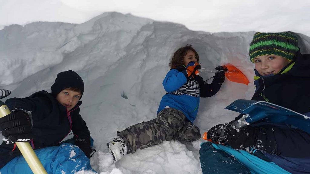 Iglubau für 6 Personen